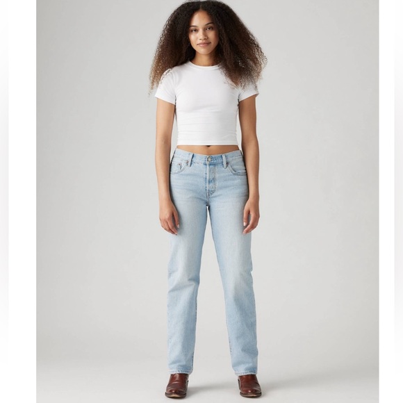 Levi’s 501 ‘90s Women’s Mid Rise Straight Leg Jeans Size 30x30‎ Light Blue Wash - Picture 1 of 16